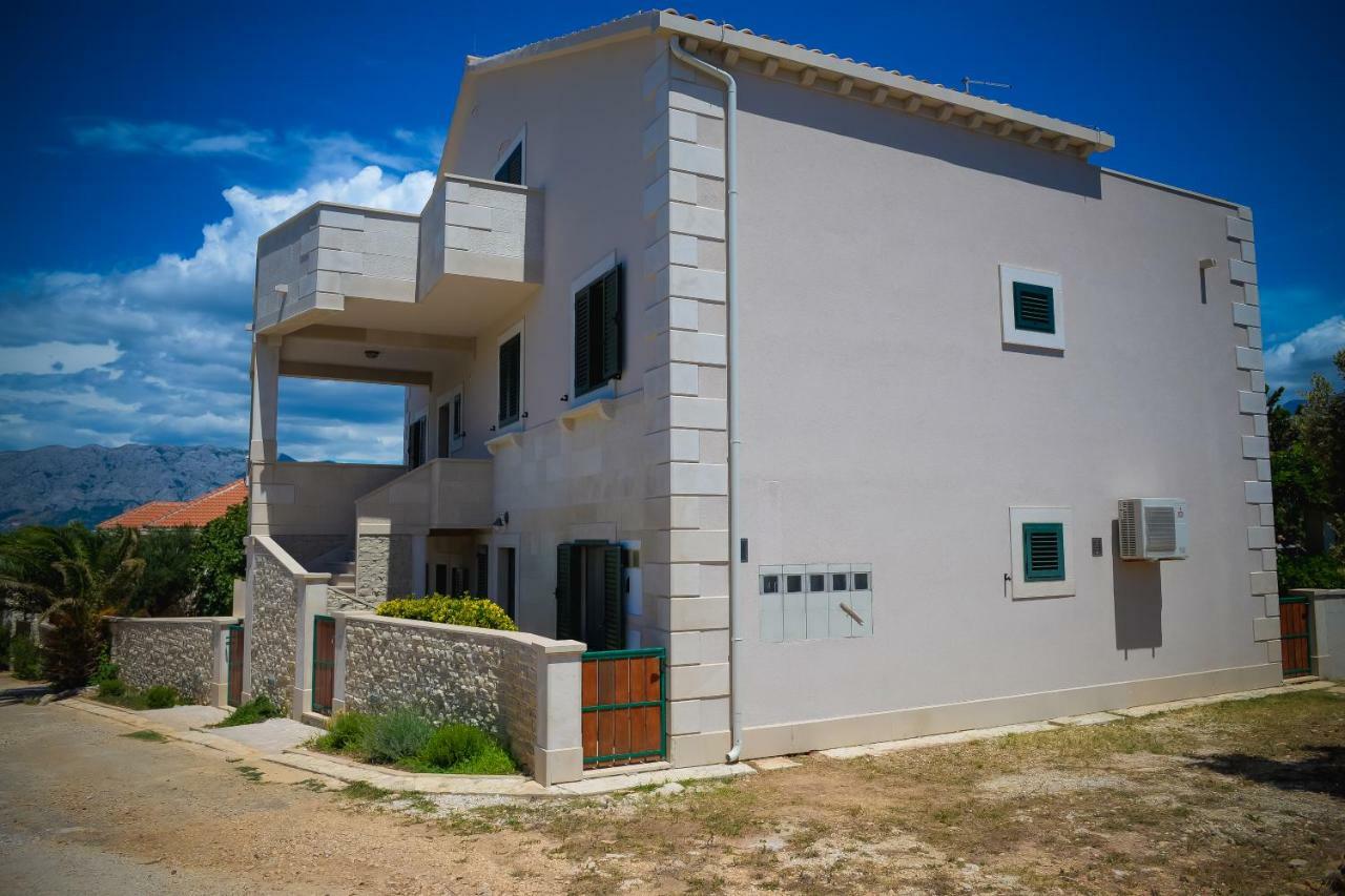 Apartment Markioli Povlja  Ngoại thất bức ảnh