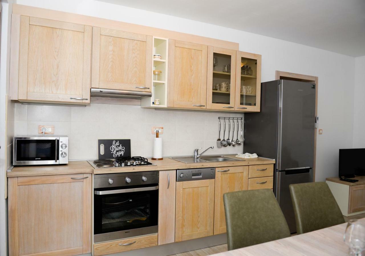 Apartment Markioli Povlja  Ngoại thất bức ảnh